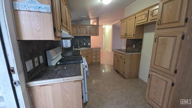 6601 Eucalyptus Drive 155, Bakersfield, CA 93306