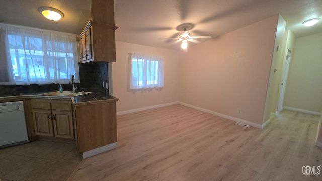 6601 Eucalyptus Drive 155, Bakersfield, CA 93306