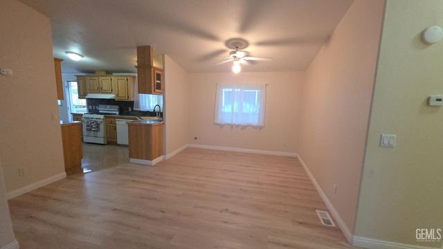 6601 Eucalyptus Drive 155, Bakersfield, CA 93306