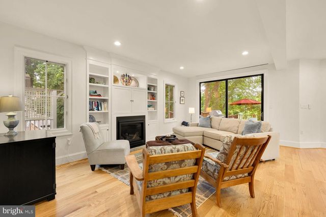 6512 RIDGE DR, Bethesda, MD 20816