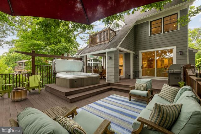 6512 RIDGE DR, Bethesda, MD 20816