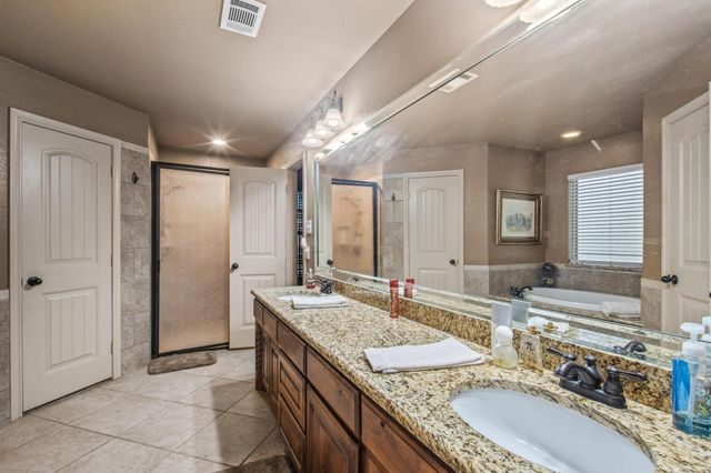 112 Knight Court, Springtown, TX 76082