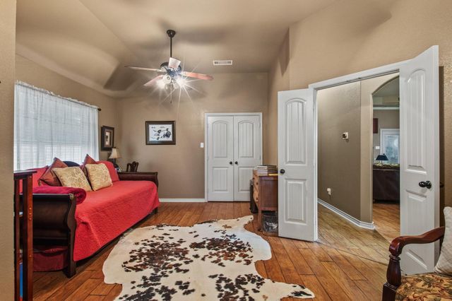 112 Knight Court, Springtown, TX 76082