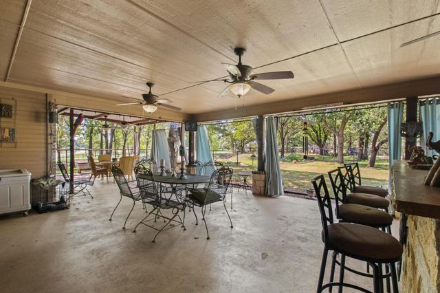 112 Knight Court, Springtown, TX 76082