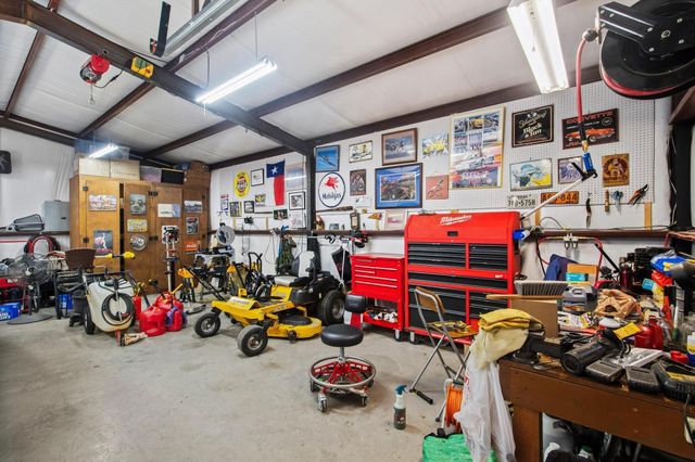 112 Knight Court, Springtown, TX 76082
