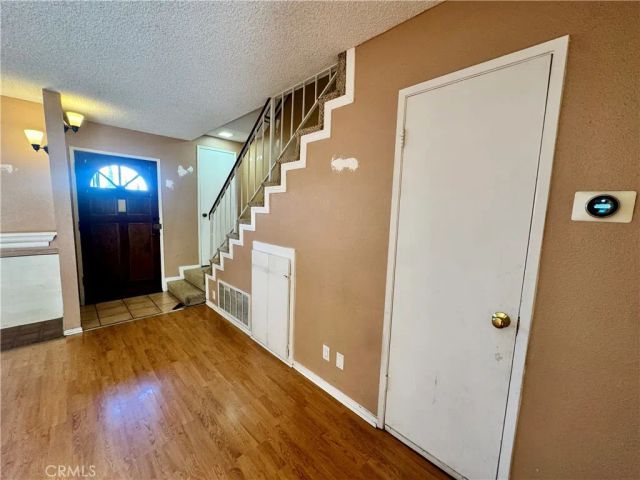 14924 Nordhoff 3, North Hills, CA 91343