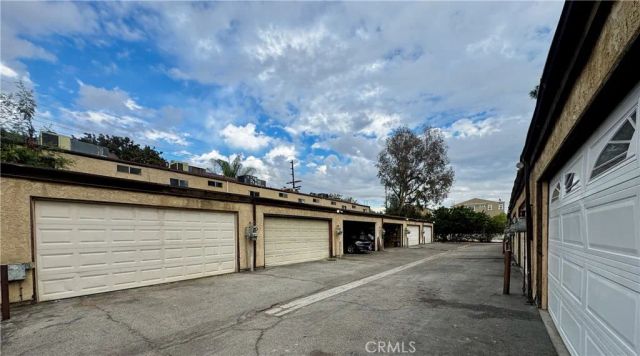 14924 Nordhoff 3, North Hills, CA 91343