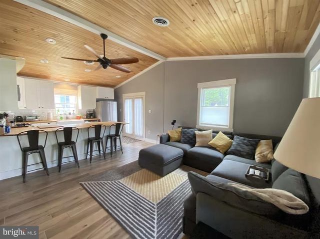 13803 FOUNTAIN RD, Ocean City, MD 21842