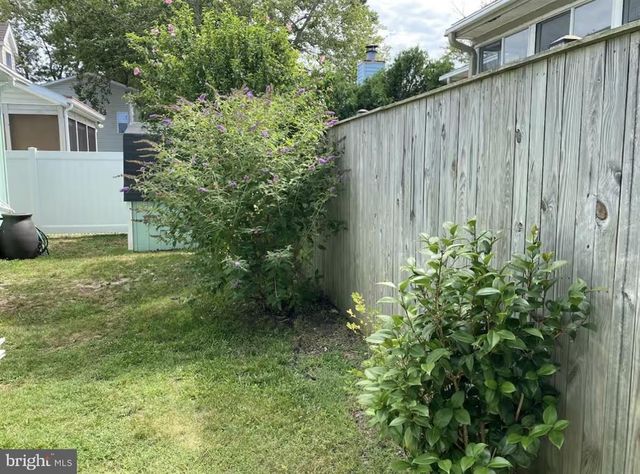 13803 FOUNTAIN RD, Ocean City, MD 21842