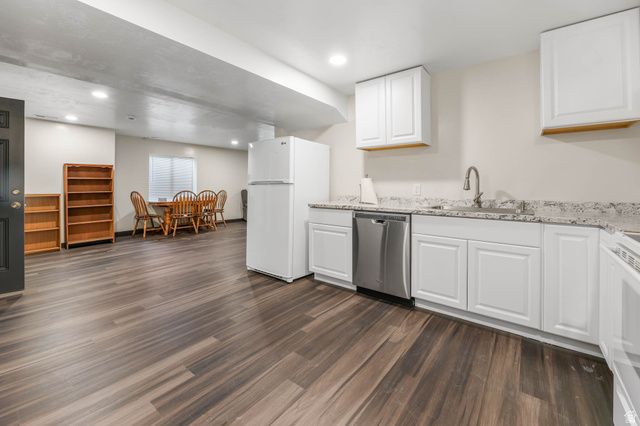 403 S WORTHINGTON ST, Grantsville, UT 84029