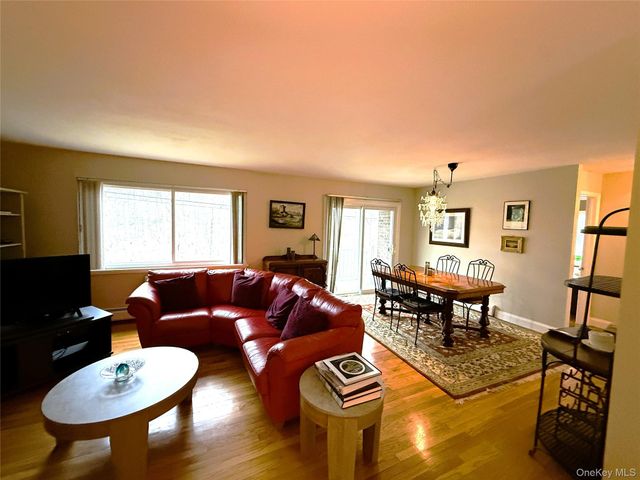 11 Barnett Drive 2, Monroe, NY 10950