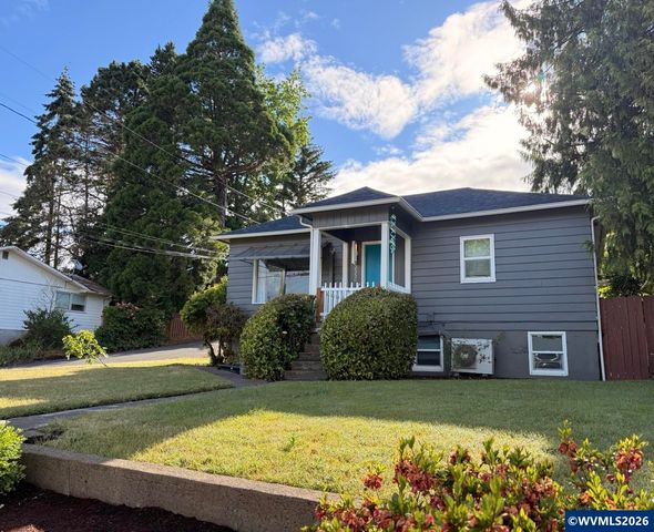 2550 Summer St SE, Salem, OR 97302