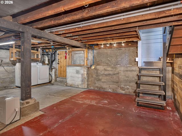 1119 5TH St, Oregon City, OR 97045