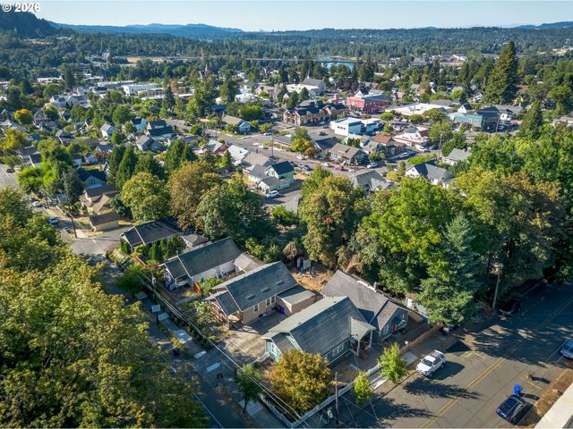 1119 5TH St, Oregon City, OR 97045