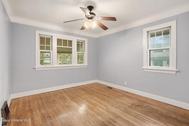 2423 S Grand Blvd, Spokane, WA 99203