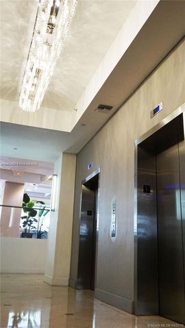 100 Lincoln Rd 420, Miami Beach, FL 33139