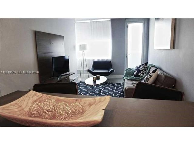 100 Lincoln Rd 420, Miami Beach, FL 33139