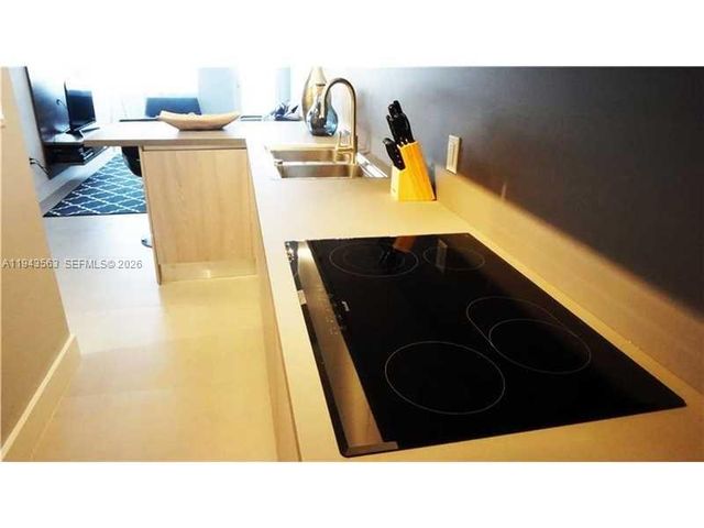 100 Lincoln Rd 420, Miami Beach, FL 33139