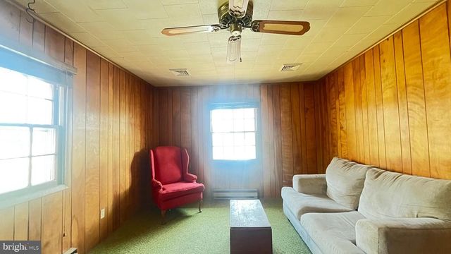 2203 HAMBROOKS BLVD, Cambridge, MD 21613