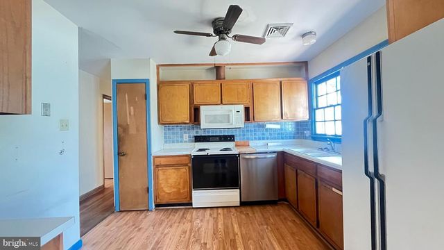 2203 HAMBROOKS BLVD, Cambridge, MD 21613