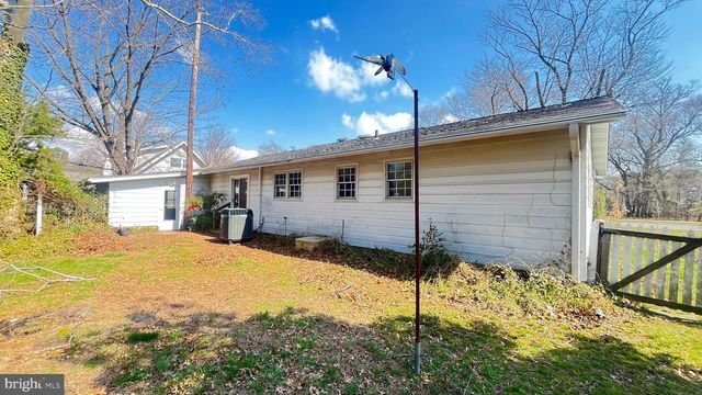 2203 HAMBROOKS BLVD, Cambridge, MD 21613