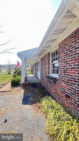 2203 HAMBROOKS BLVD, Cambridge, MD 21613