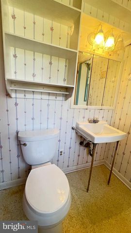 2203 HAMBROOKS BLVD, Cambridge, MD 21613