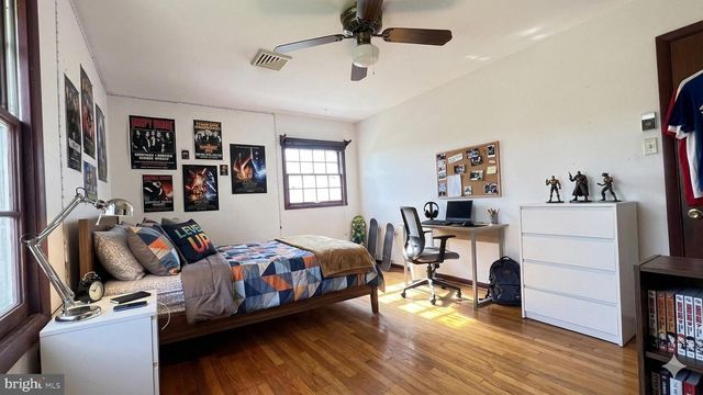 2203 HAMBROOKS BLVD, Cambridge, MD 21613