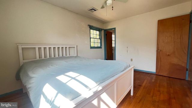 2203 HAMBROOKS BLVD, Cambridge, MD 21613