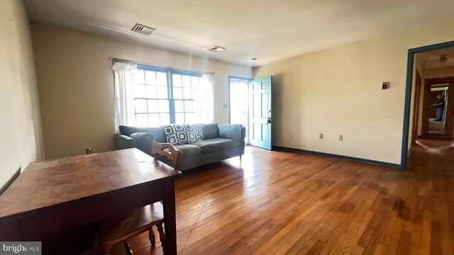 2203 HAMBROOKS BLVD, Cambridge, MD 21613