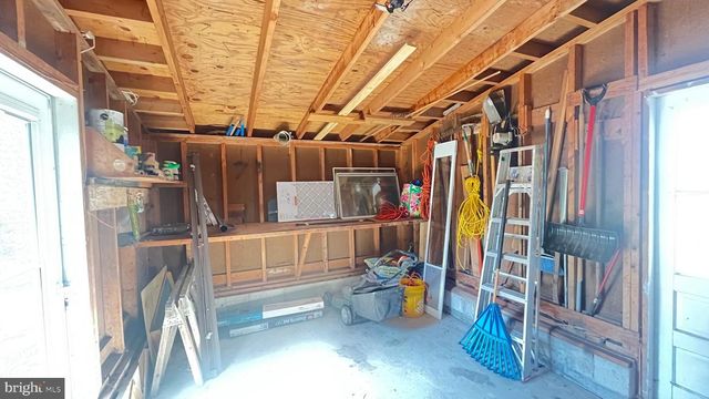 2203 HAMBROOKS BLVD, Cambridge, MD 21613