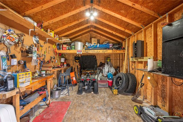 2428 9th Street N, Texas City, TX 77590