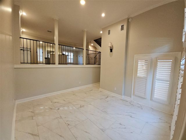 4716 Post Oak Timber Drive, Houston, TX 77056