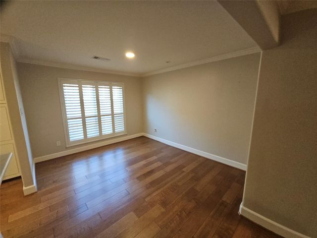 4716 Post Oak Timber Drive, Houston, TX 77056