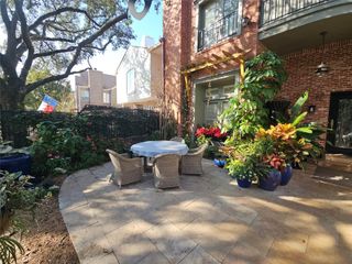 4716 Post Oak Timber Drive, Houston, TX 77056