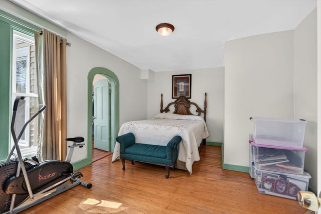 17 Academy Street, Rochester, NH 03867
