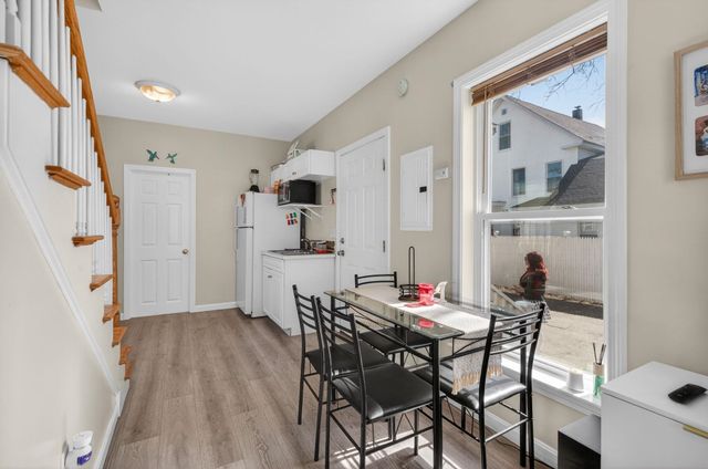 17 Academy Street, Rochester, NH 03867