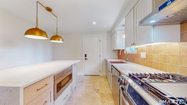 241 Cricket Knoll, Wethersfield, CT 06109