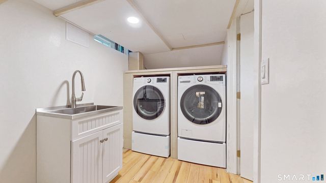 241 Cricket Knoll, Wethersfield, CT 06109