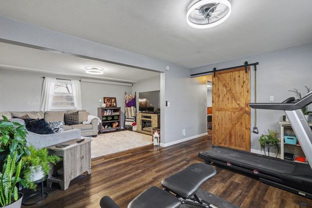 4425 DOLPHIN LN, Rapid City, SD 57701