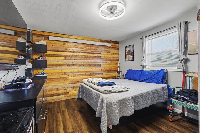 4425 DOLPHIN LN, Rapid City, SD 57701