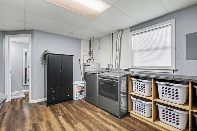 4425 DOLPHIN LN, Rapid City, SD 57701