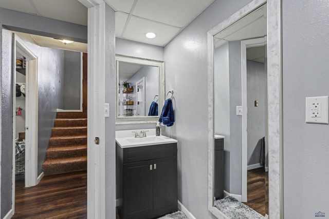 4425 DOLPHIN LN, Rapid City, SD 57701