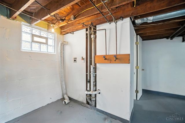 7025 Palmetto Street, Cincinnati, OH 45227