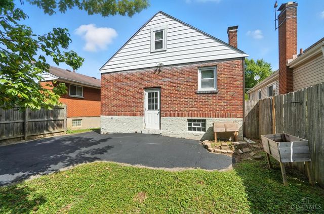 7025 Palmetto Street, Cincinnati, OH 45227