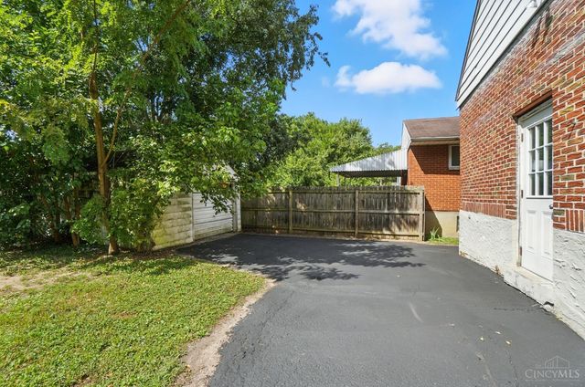 7025 Palmetto Street, Cincinnati, OH 45227