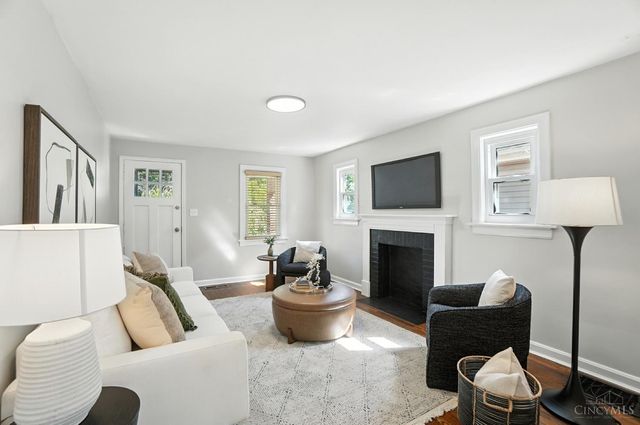 7025 Palmetto Street, Cincinnati, OH 45227