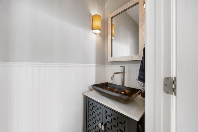 1910 Rue De St Tropez 6, Austin, TX 78746