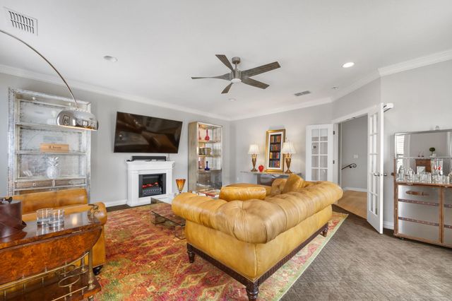 1910 Rue De St Tropez 6, Austin, TX 78746