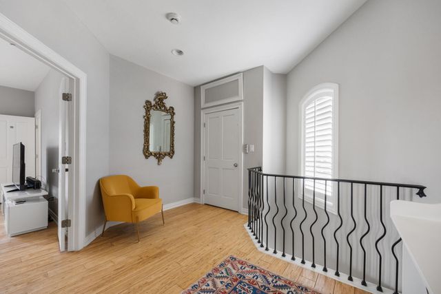 1910 Rue De St Tropez 6, Austin, TX 78746